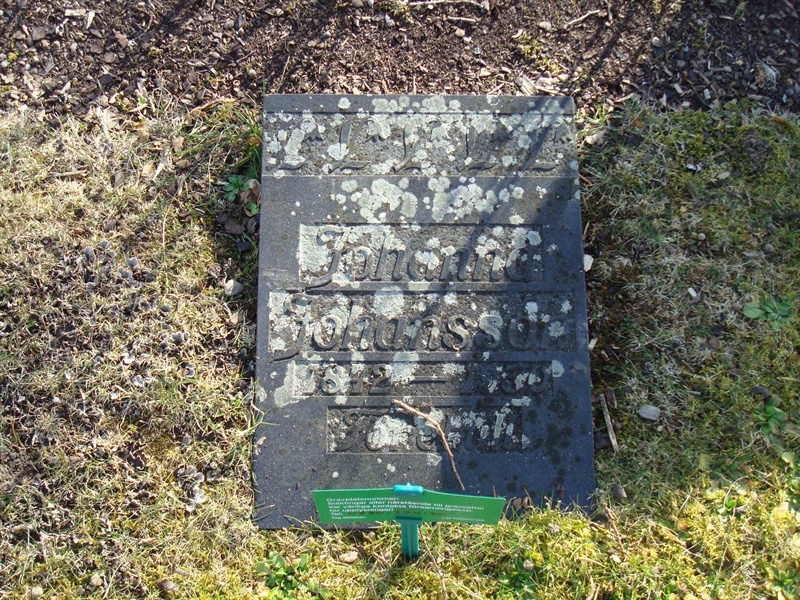 Grave number: KU 07    74