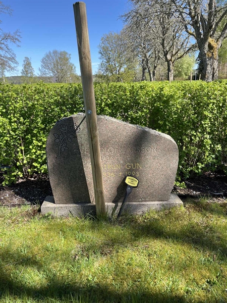 Grave number: 3 Ga 10     9-10