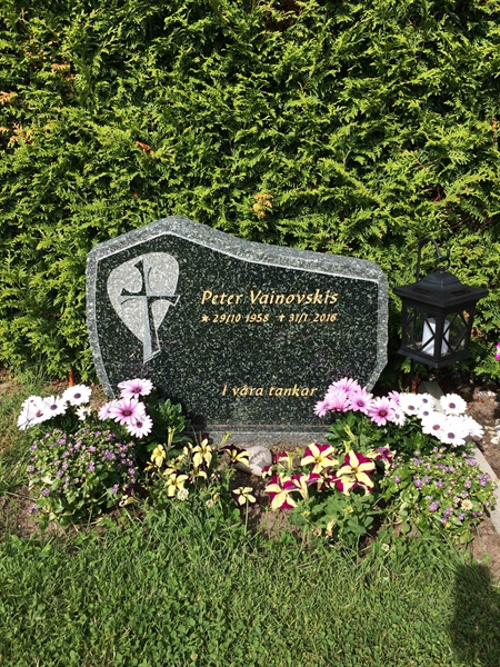 Grave number: 1 2 BU1     2