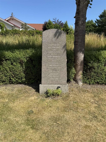 Grave number: BR E    66