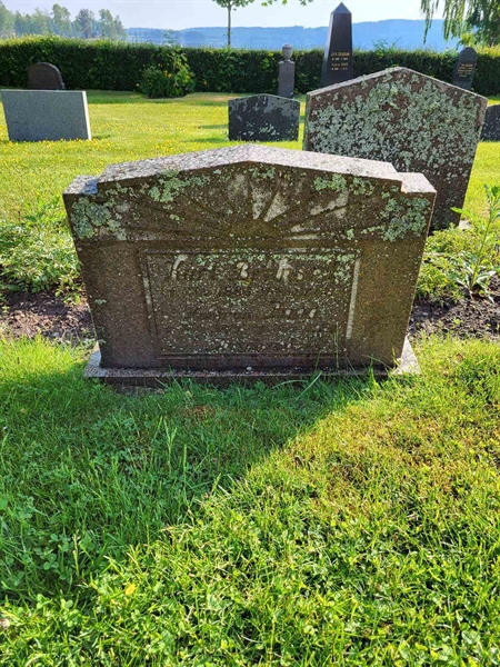 Grave number: kö 01 08   177-178