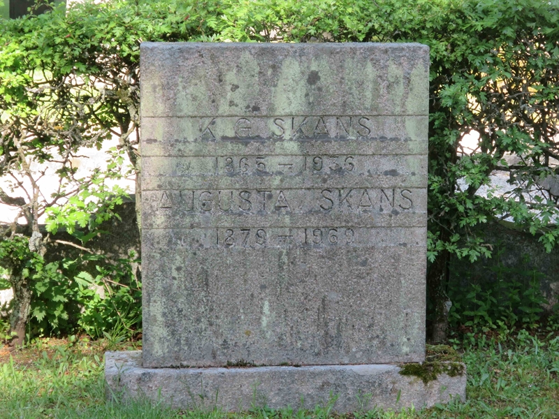 Grave number: HÖB N.RL    17