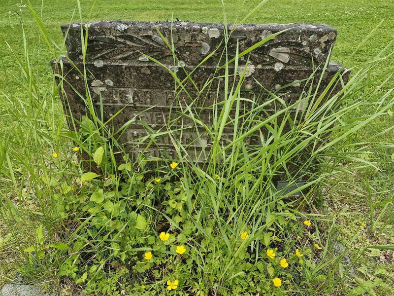 Grave number: GR PA   663-664