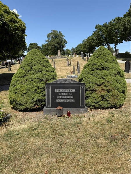 Grave number: BR E    55