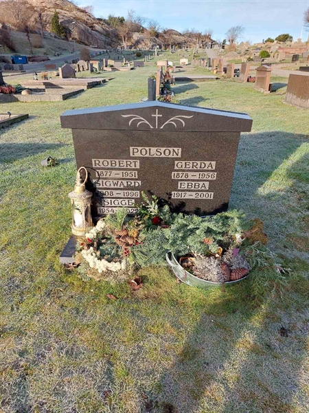 Grave number: F 04   150, 151