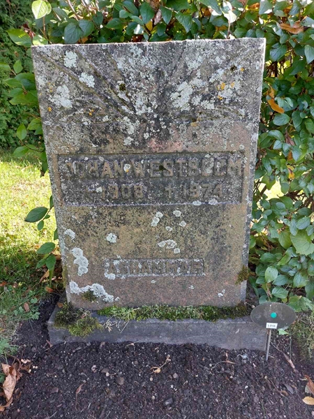 Hautatunnus: 1 L   013