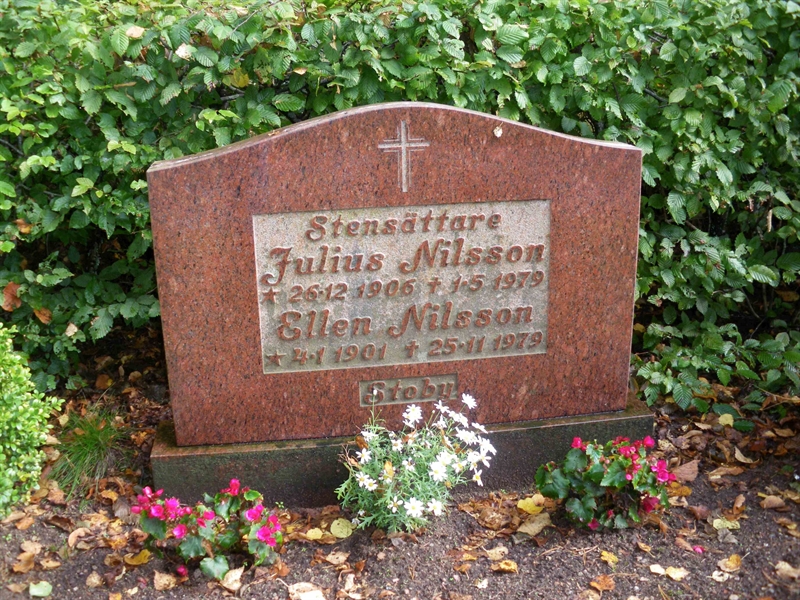 Grave number: SB 18    16