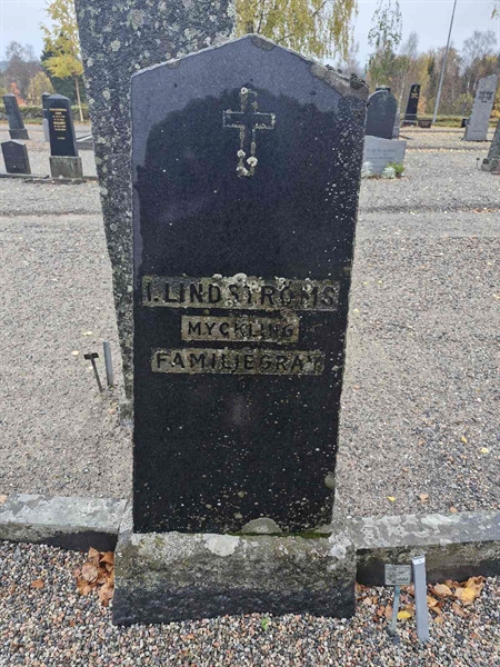 Grave number: AK A   686-688