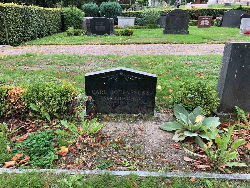 Grave number: AK 03    86, 87