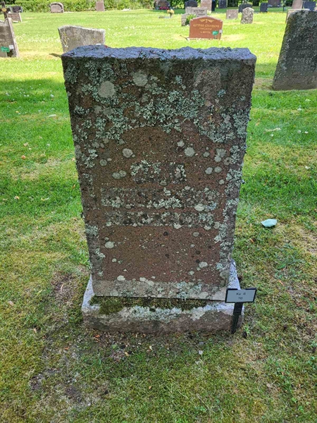 Grave number: Jä 06    70