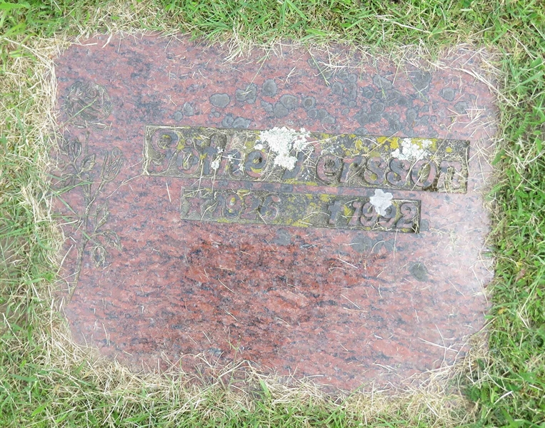 Grave number: 01 J    83