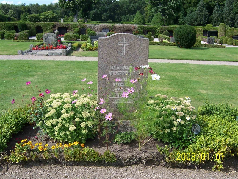 Grave number: 1 2 C    60