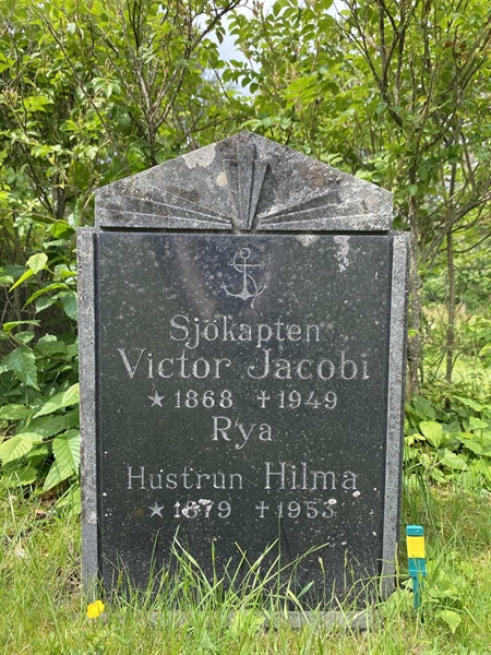 Hautatunnus: 1 08     37