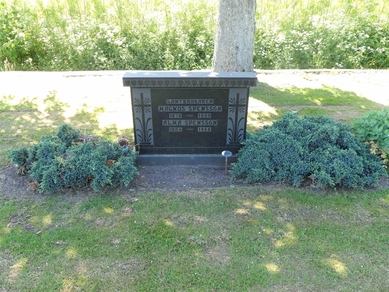 Grave number: ÖV K   103, 104