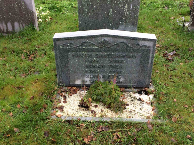 Grave number: 3 1742