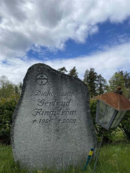 Grave number: 1 04 122