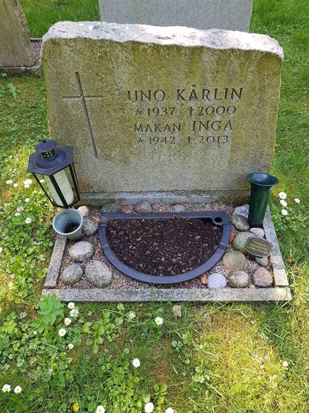 Grave number: 01 14212