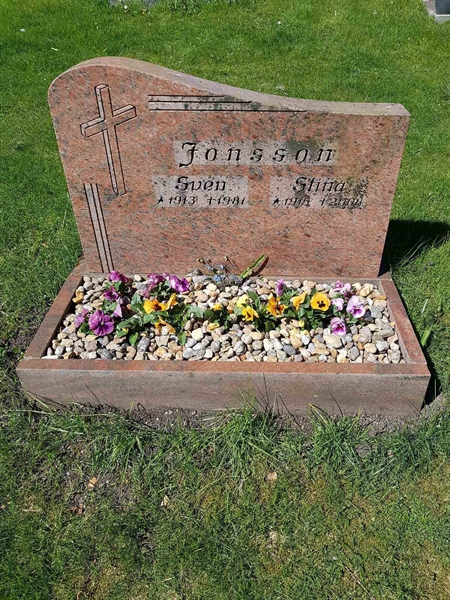 Grave number: 01  3744