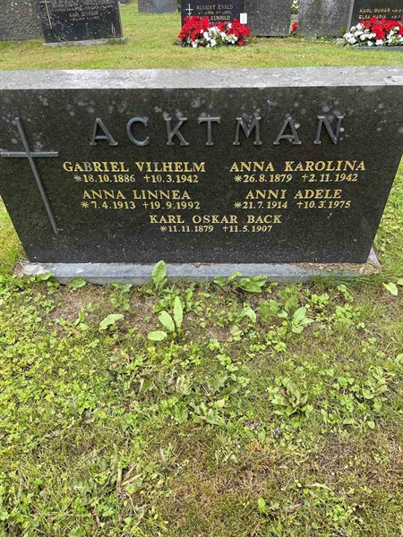 Gravnummer: N 4 3   457