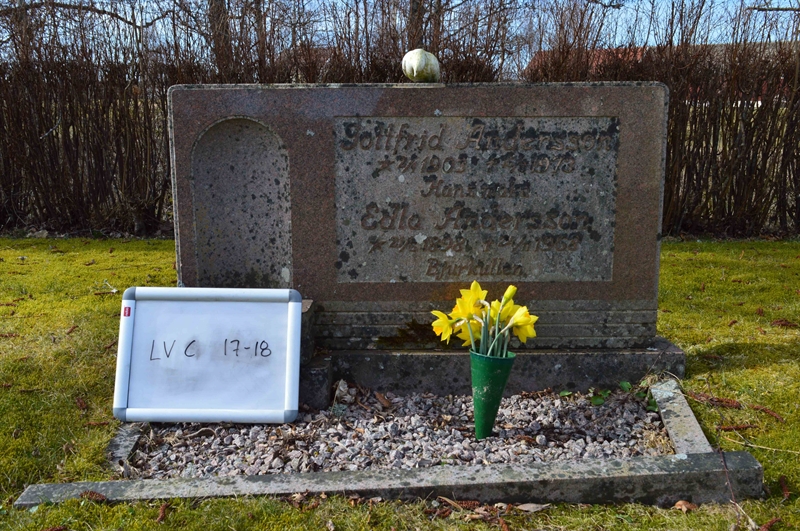 Grave number: LV C    17, 18