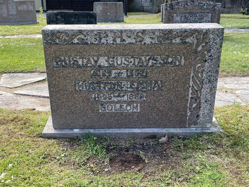 Grave number: 8 2 04    24-25