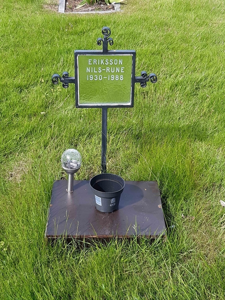 Grave number: KA 11    99
