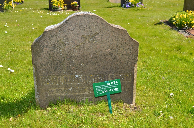 Grave number: SN D    74