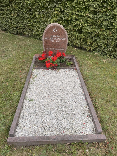 Gravnummer: NK XIII     2