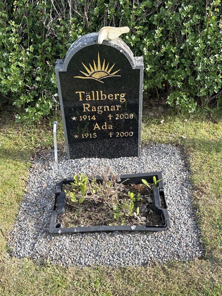Grave number: 4 G GG     5