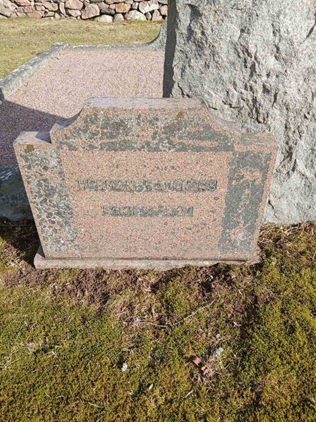 Gravnummer: 2 8  206, 207