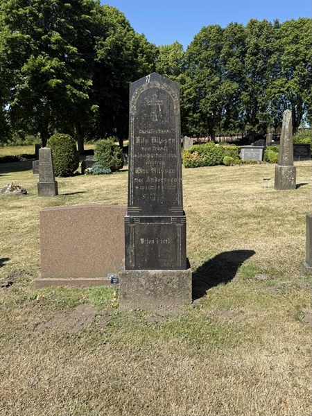 Hautatunnus: TR 3 4    49