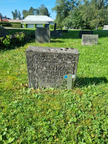 Grave number: 1 18   55