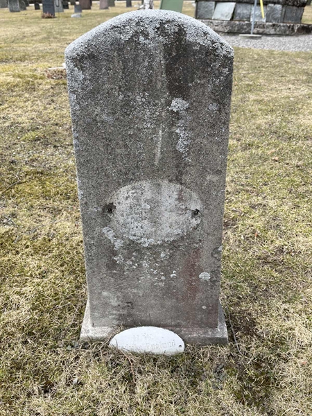 Grave number: 3 03     0G24015