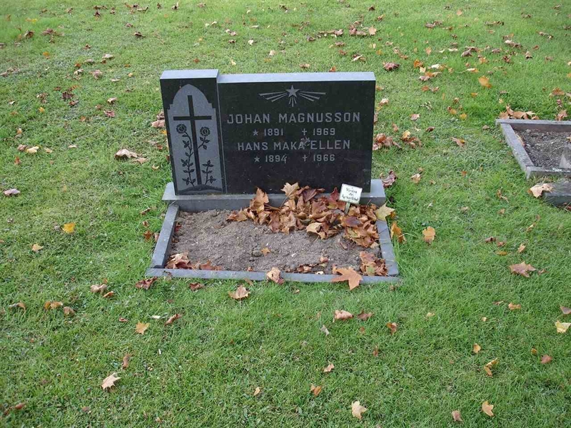 Grave number: FN K    24, 25