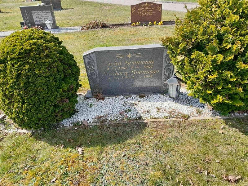 Grave number: 20 N 174-175