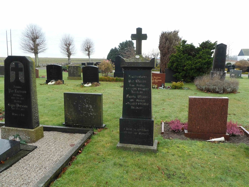 Grave number: 2 01   957