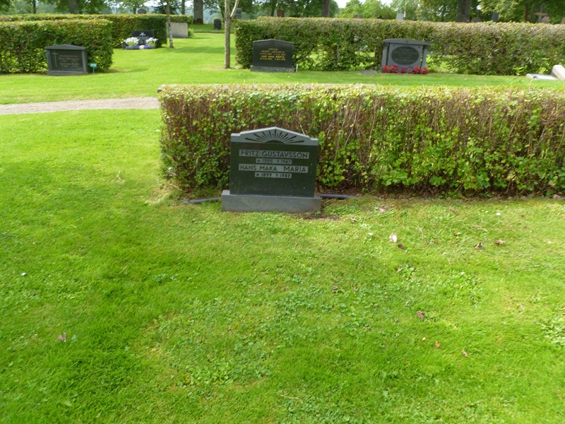 Grave number: ROG G   42, 43