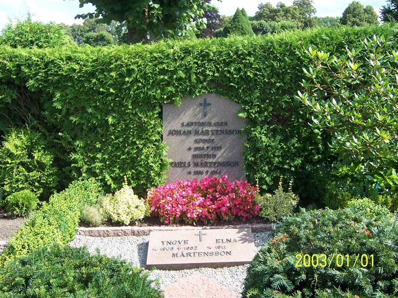 Grave number: 1 3 2B    80, 81