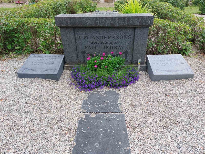 Grave number: FÖ 2    34