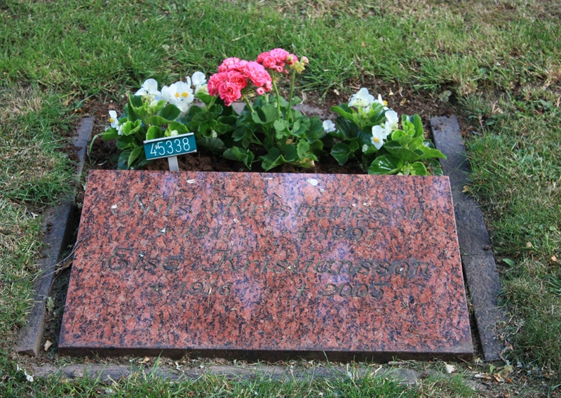 Grave number: Ö 45   338