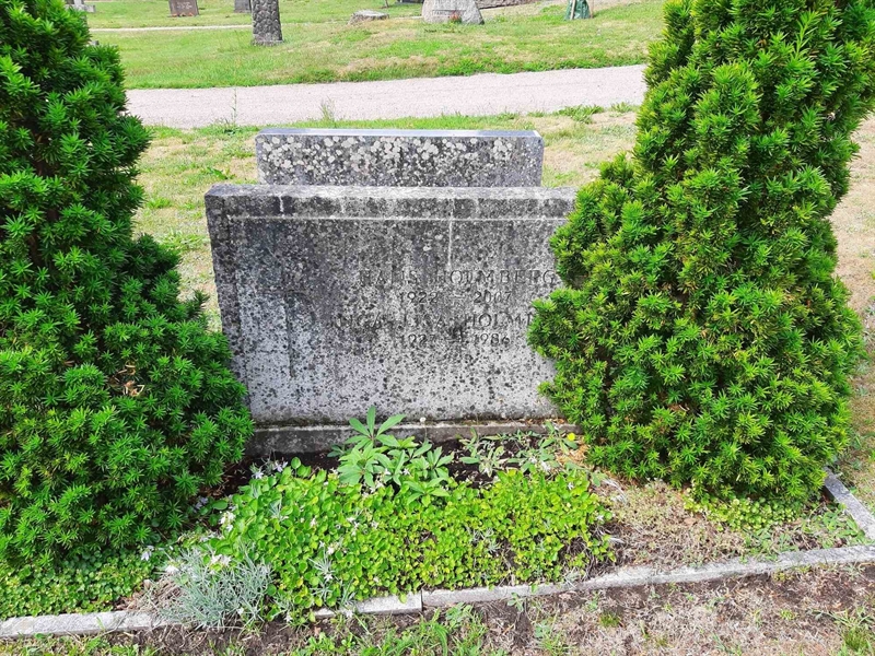 Grave number: M1 P    42, 43