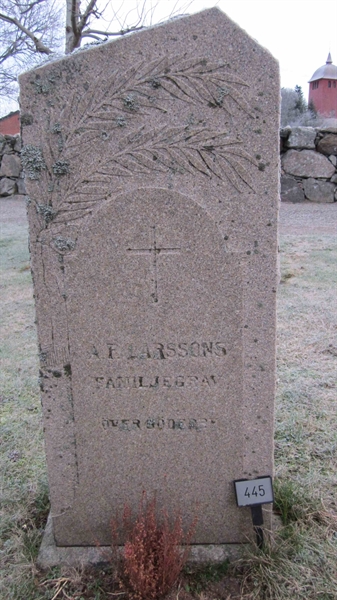 Grave number: KG D   444, 445
