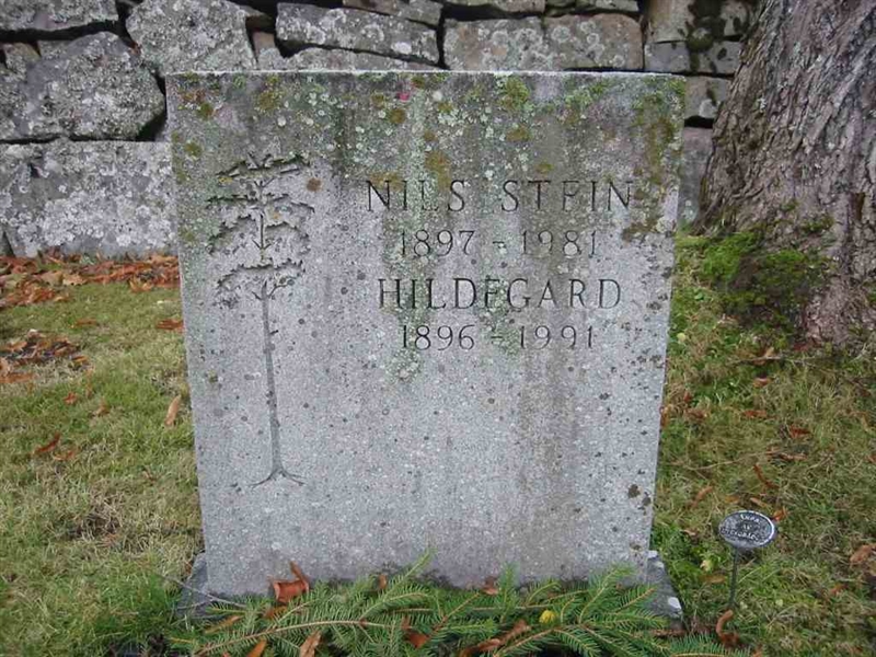 Grave number: KV F     9b