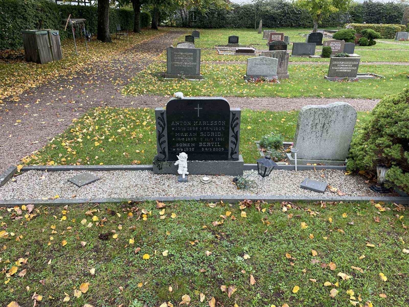 Grave number: ÖV A    35