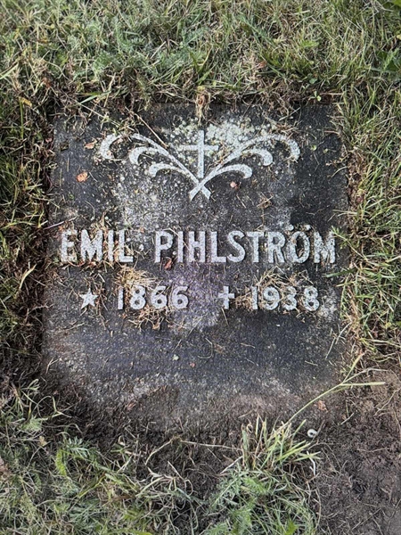 Grave number: 3 Ö O    13