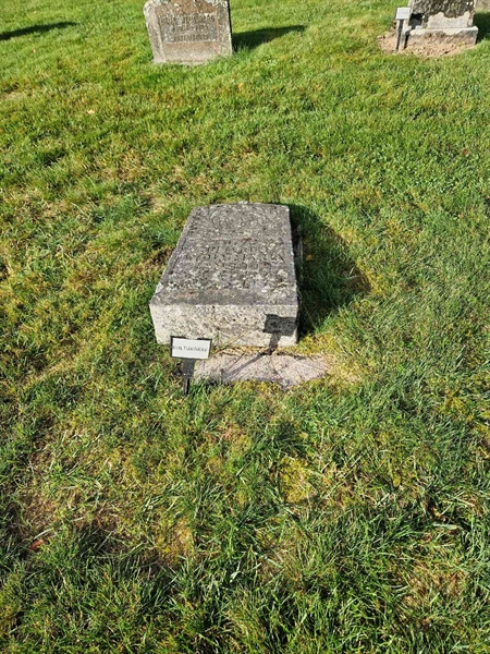 Grave number: 2 KV.4   170