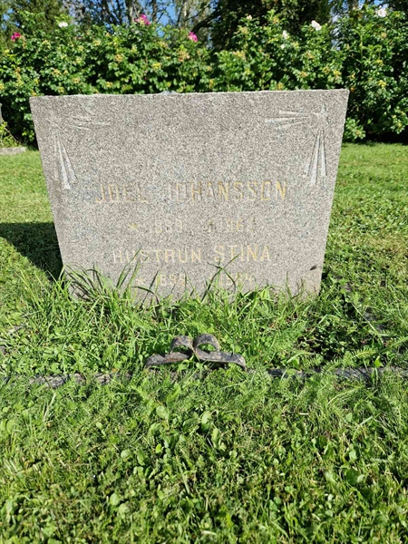 Grave number: 1 18    59