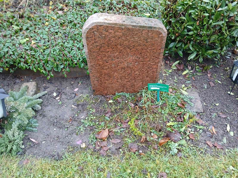 Grave number: FE K    97
