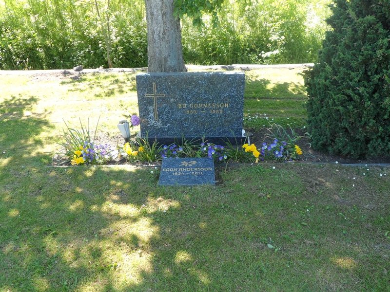 Grave number: ÖV K    91, 92