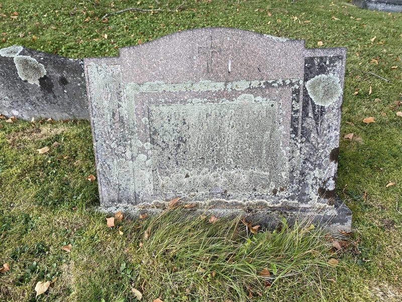 Grave number: 4 Ga 05    41-42